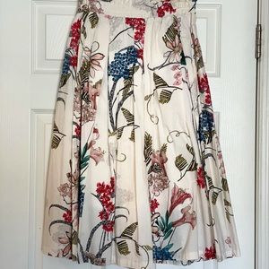 Floral Skirt new never worn